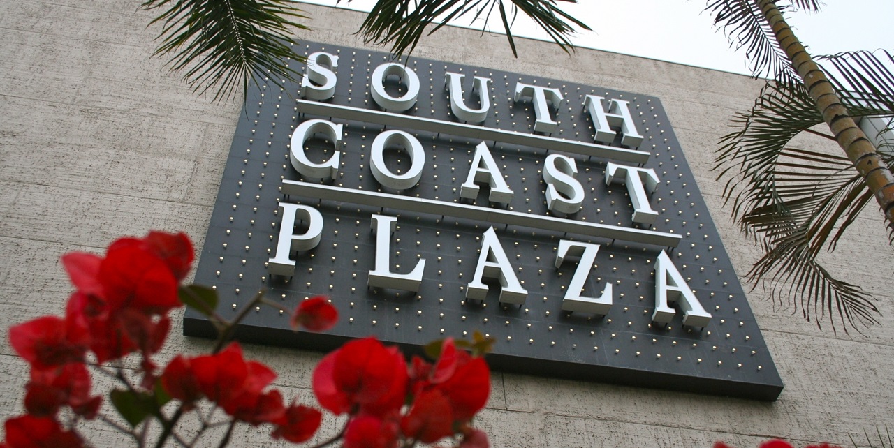 SCP's seasonal stores – South Coast Plaza