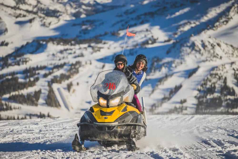 6 Awesome Alternative Winter Activities