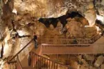 Tours e Información de Caverna