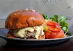 Discover Los Angeles – Must-Try Burgers