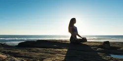Practice California-Style Wellness and Mindfulness Online