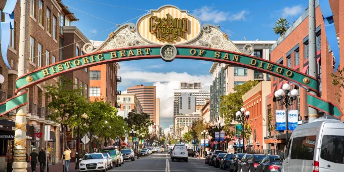 San Diego's Must See Attractions, Gaslamp Quarter