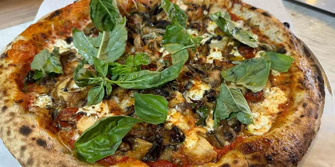 Best Pizza Restaurants in Los Angeles, California, Gorilla Pies